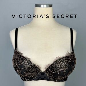Victoria's Secret Black Lace Push up Bra 34A